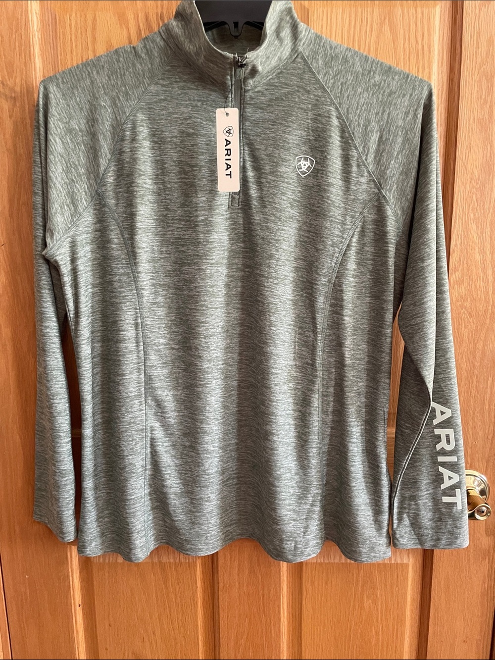 NWT Ariat Women’s Heather Green Quarter-Zip Performance Top